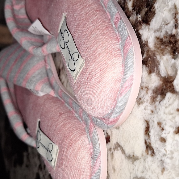 🌙 Jessica Simpson memory foam house slippers, flip flops. M 7/8. New! - Picture 11 of 11